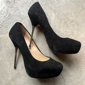 Zara Black Pumps - Sz 7
